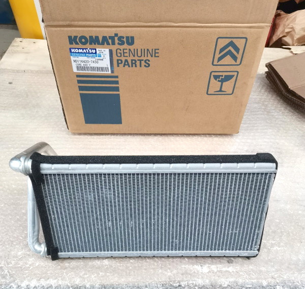 小松暖風(fēng)水箱